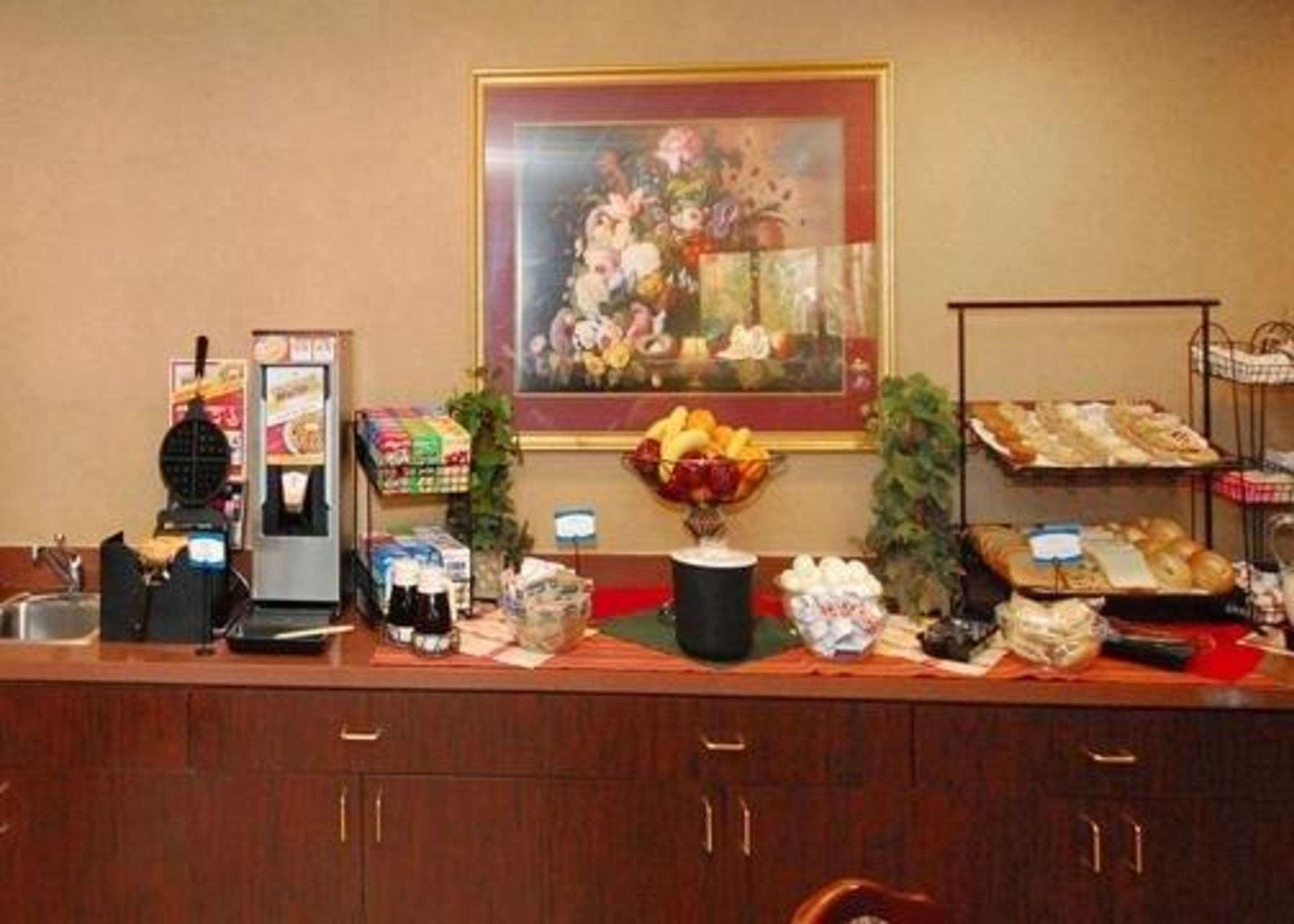 金斯伯勒塔伯勒凯艺套房酒店 Tarboro 外观 照片